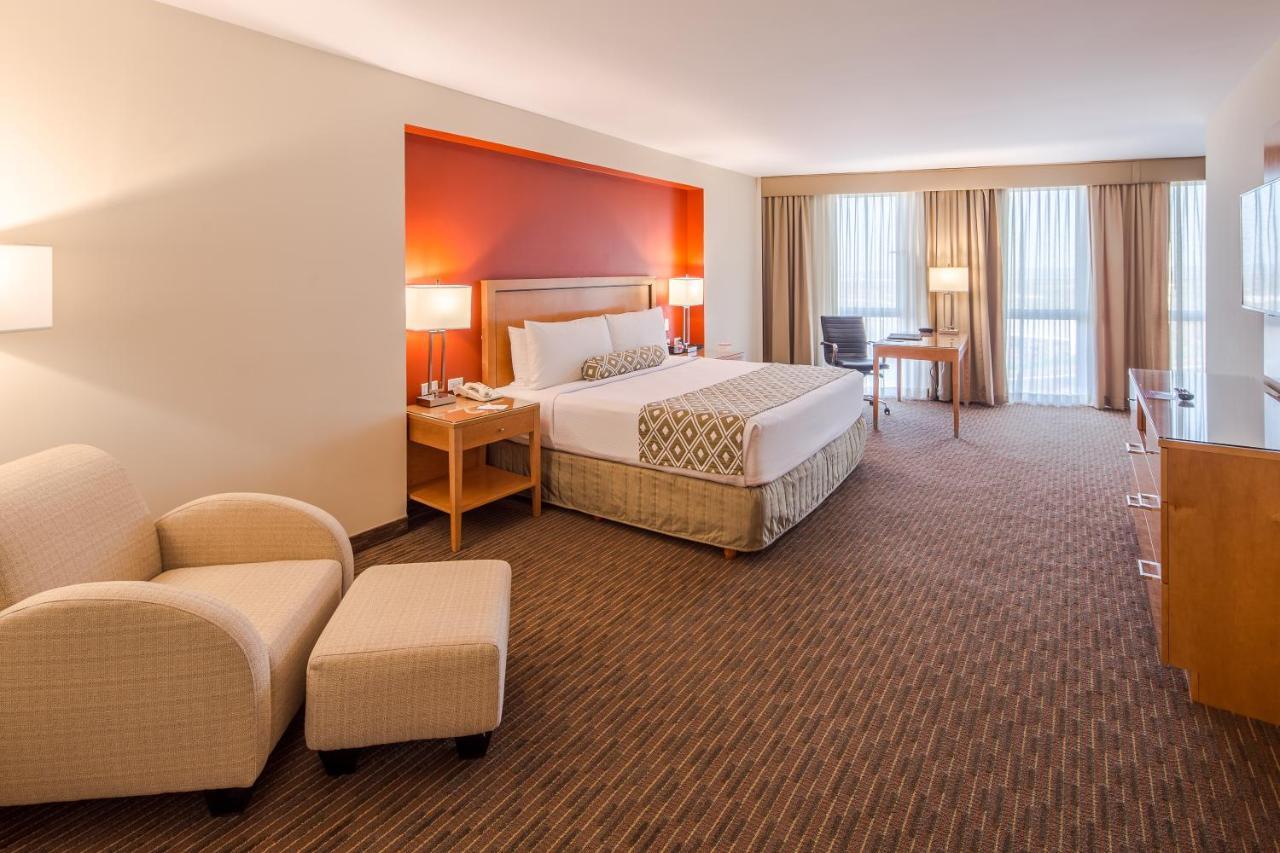 Crowne Plaza Monterrey Aeropuerto By Ihg Hotel 5*