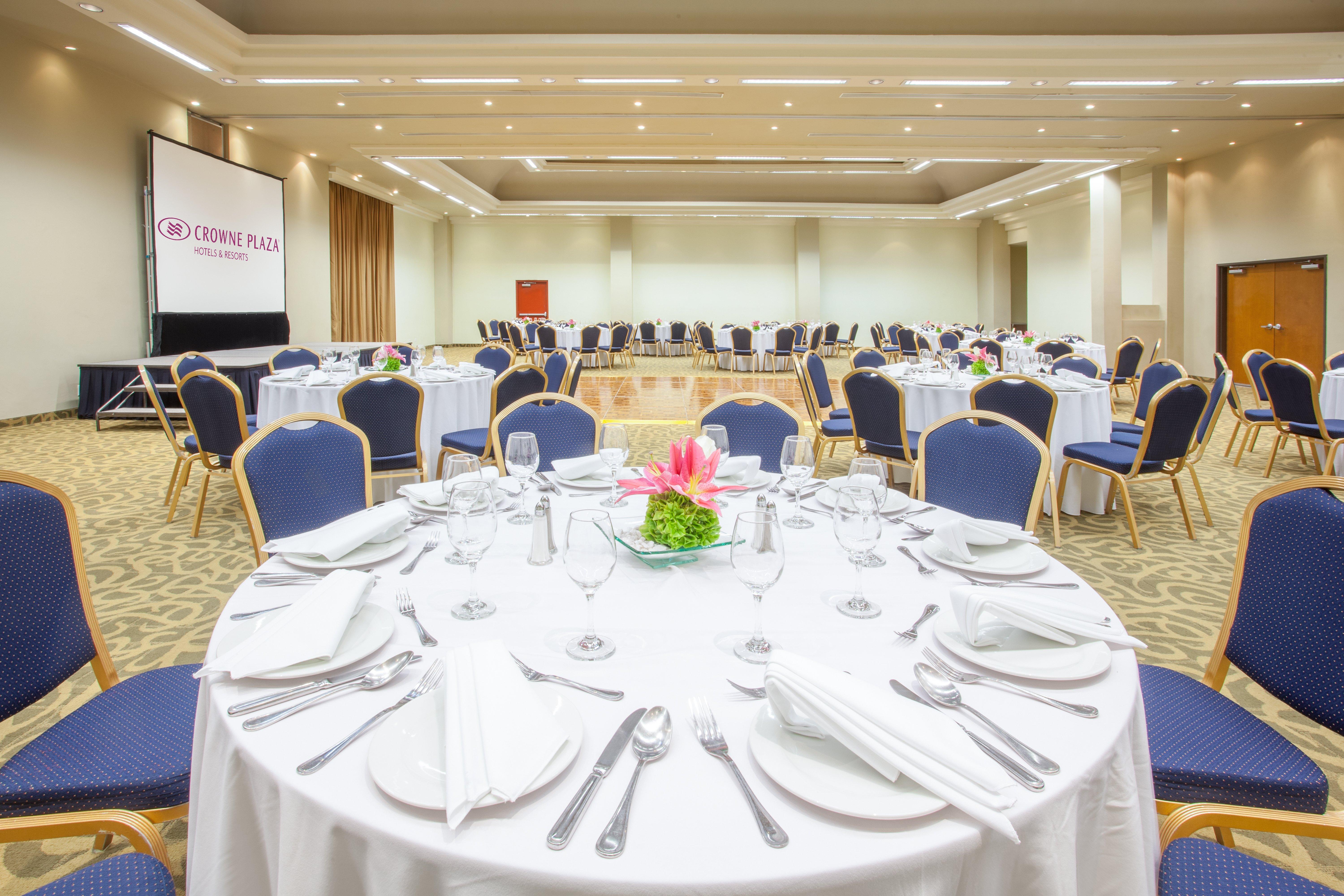 Hotel Crowne Plaza Monterrey Aeropuerto By Ihg 5*