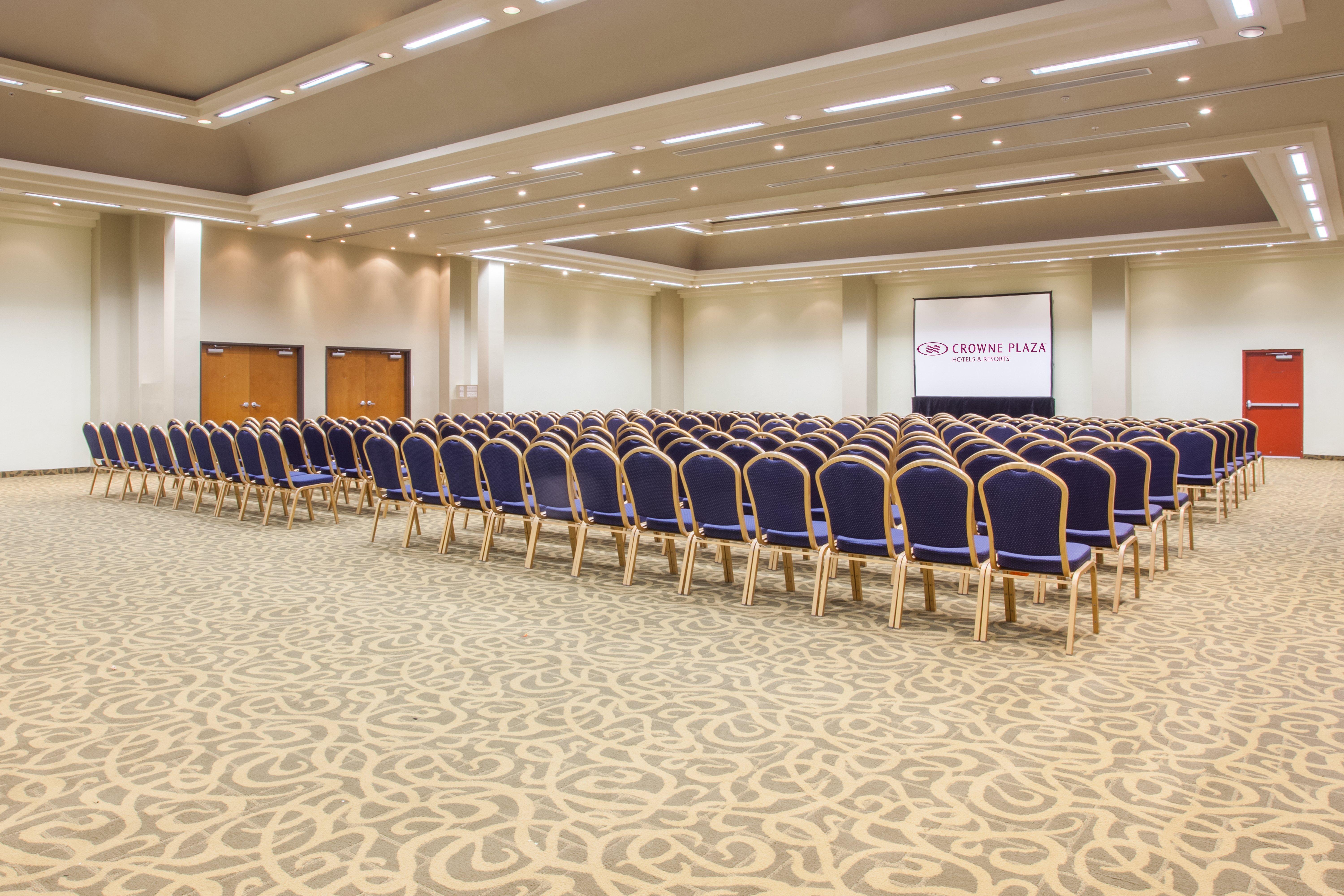 Hotel Crowne Plaza Monterrey Aeropuerto By Ihg 5*